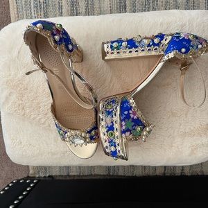 Brand new Women’s heels from Akira